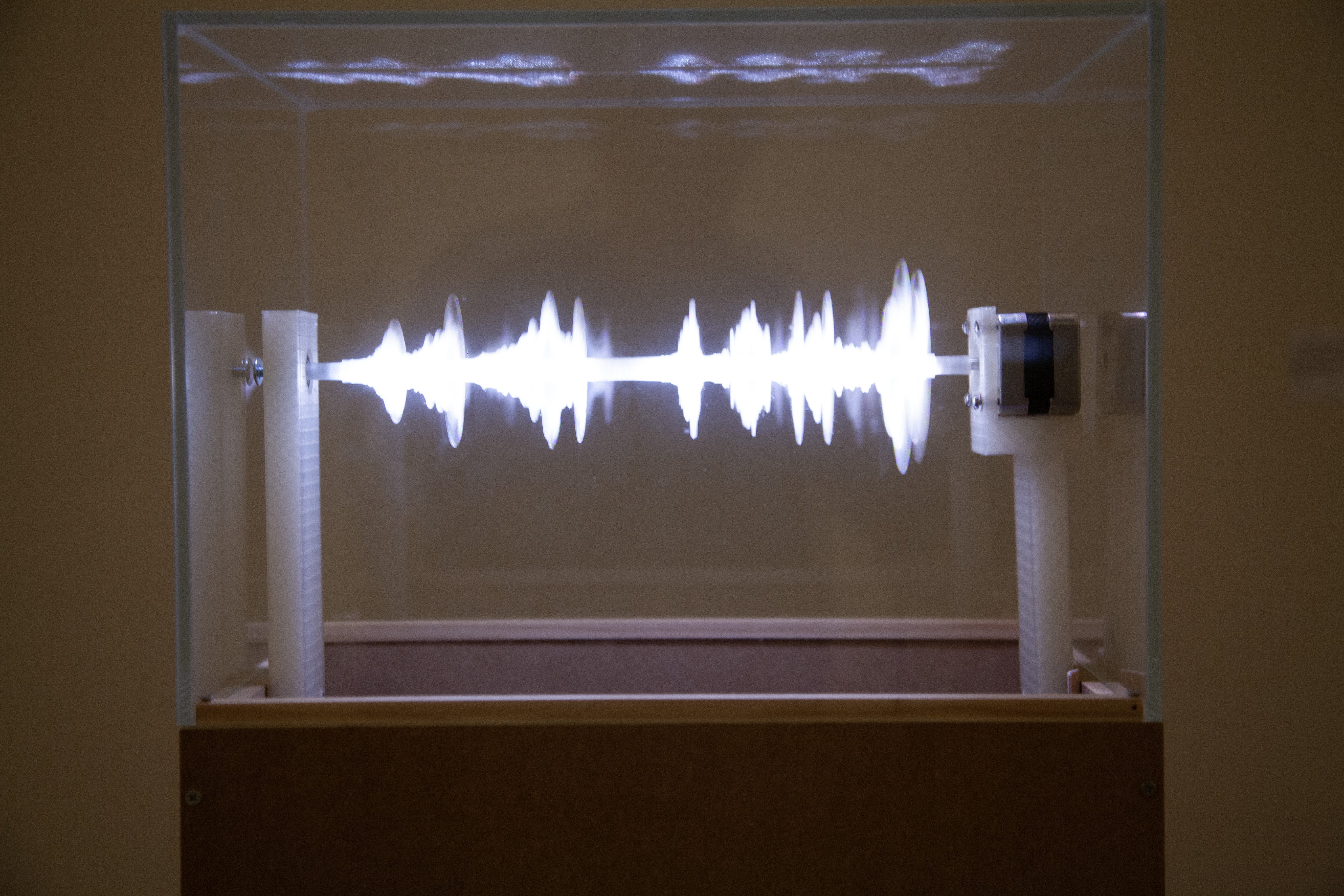 2015 exposition Sismothérapie Electrochocs Ronald Dagonnier Mapping on 3D Print motorised & Arduino Théâtre de Liège, salle des pieds légers   Émulation 02